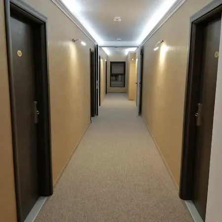 Pautalia Hotell 3*