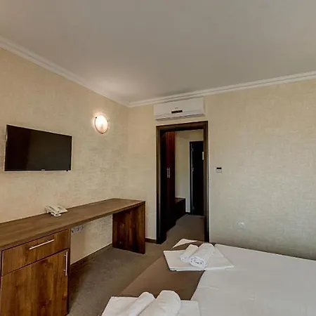 Hotell Pautalia 3*